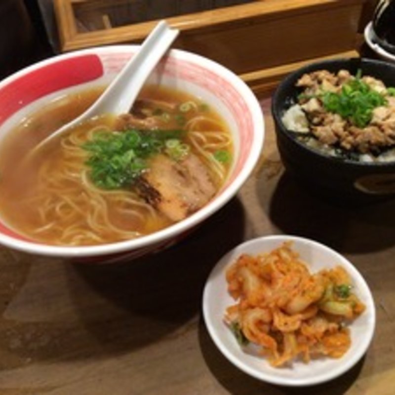 ラーメンとミニ丼のセット(古今亭)