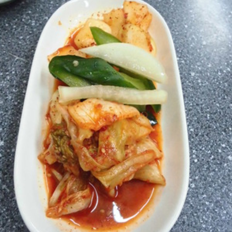 キムチの盛り合わせ(萩ノ茶屋 鶴一 なにわ筋店)