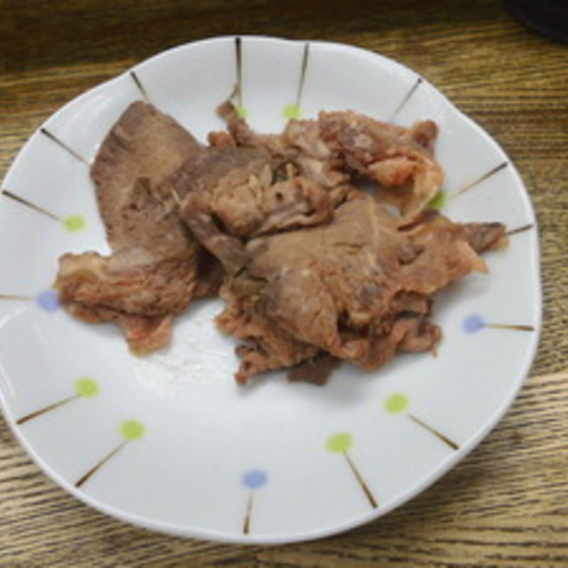 ローストビーフの切り落と(ナカジマ酒店)