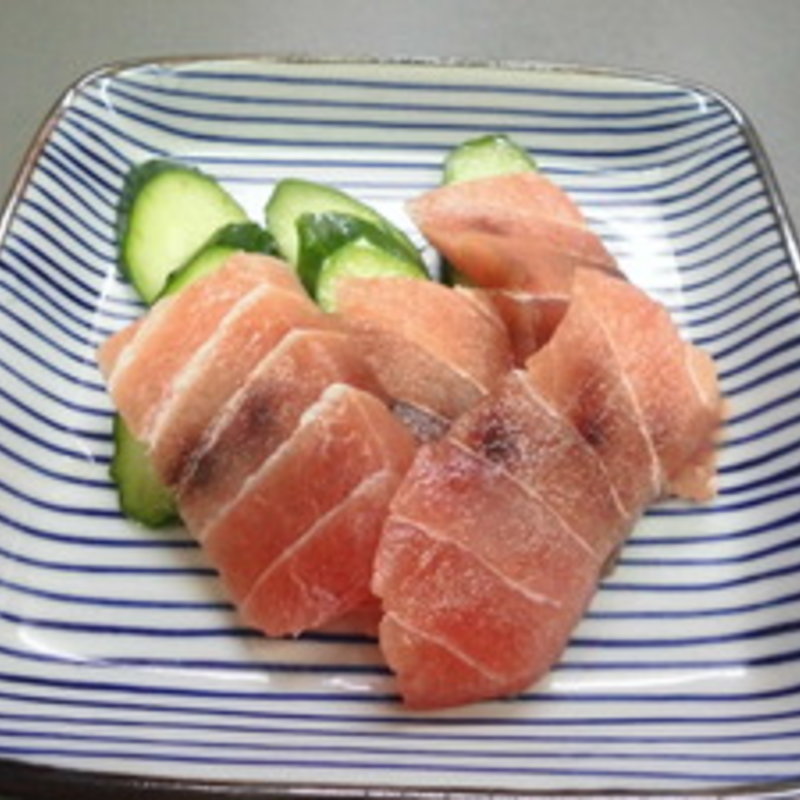 マグロの刺身(おかん )