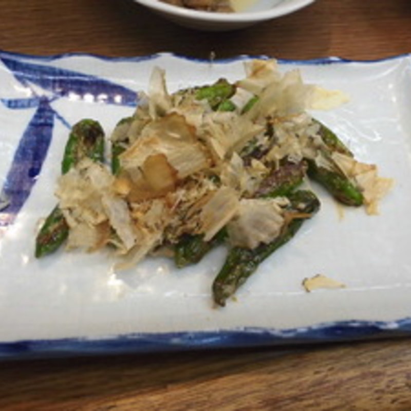 しし唐炒め(よあけ食堂)