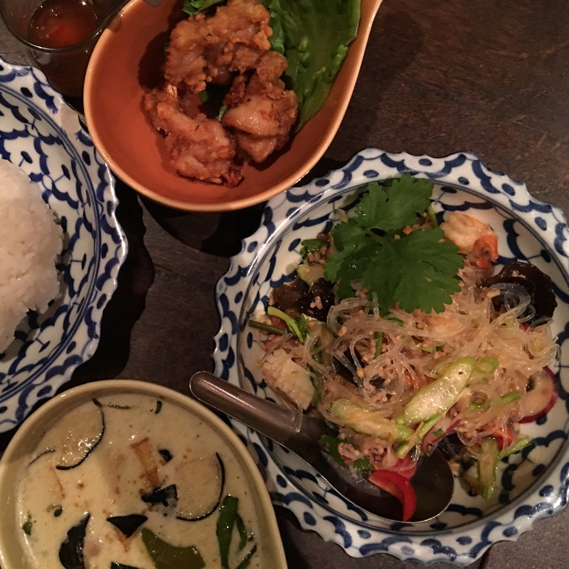 ヤムウンセン & ガイトード(ワルン プアン （WARUNG PHUAN）)