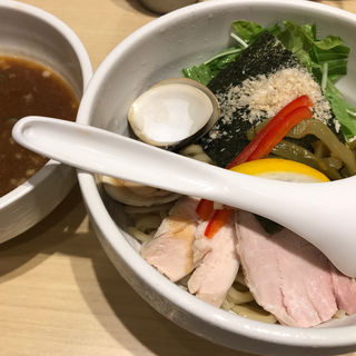 鶏と蛤の濃厚つけ麺(むぎとオリーブ 日本橋店)
