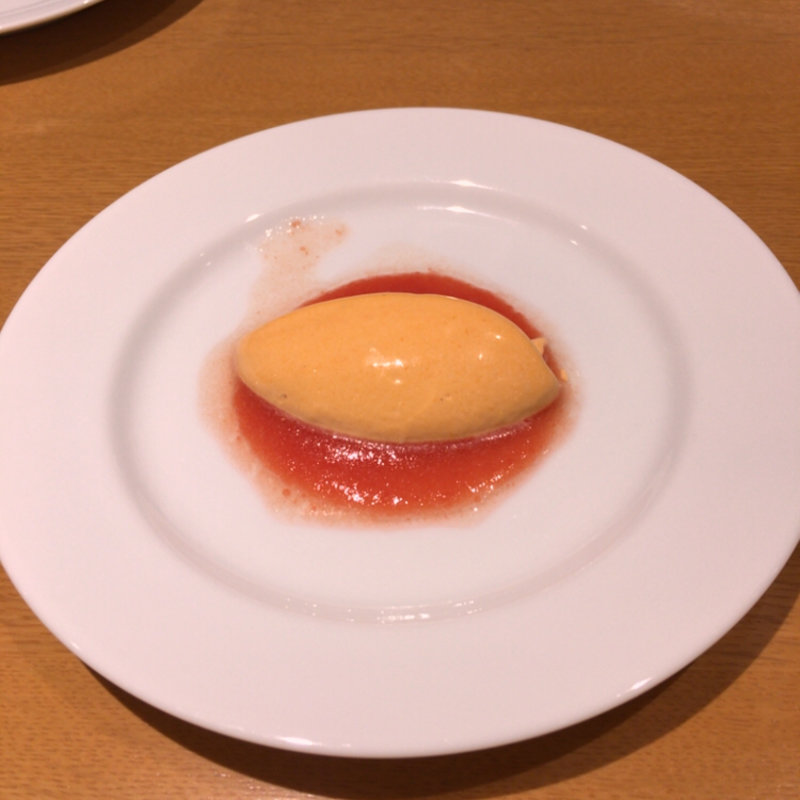 赤ピーマンのムース(ラボンヌターシュ)