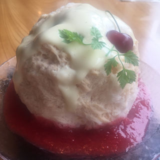 キャラメルいちごカスタード(和kitchen かんな （和キッチン かんな）)