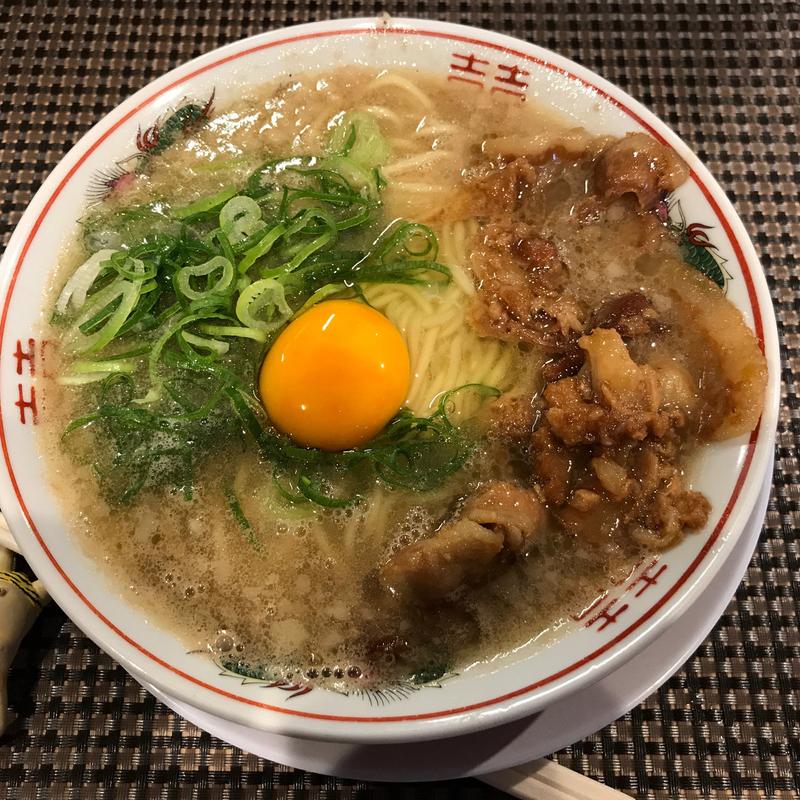 徳島風より濃厚な背脂豚骨醤油ラーメン(セアブラノ神 伏見店 )
