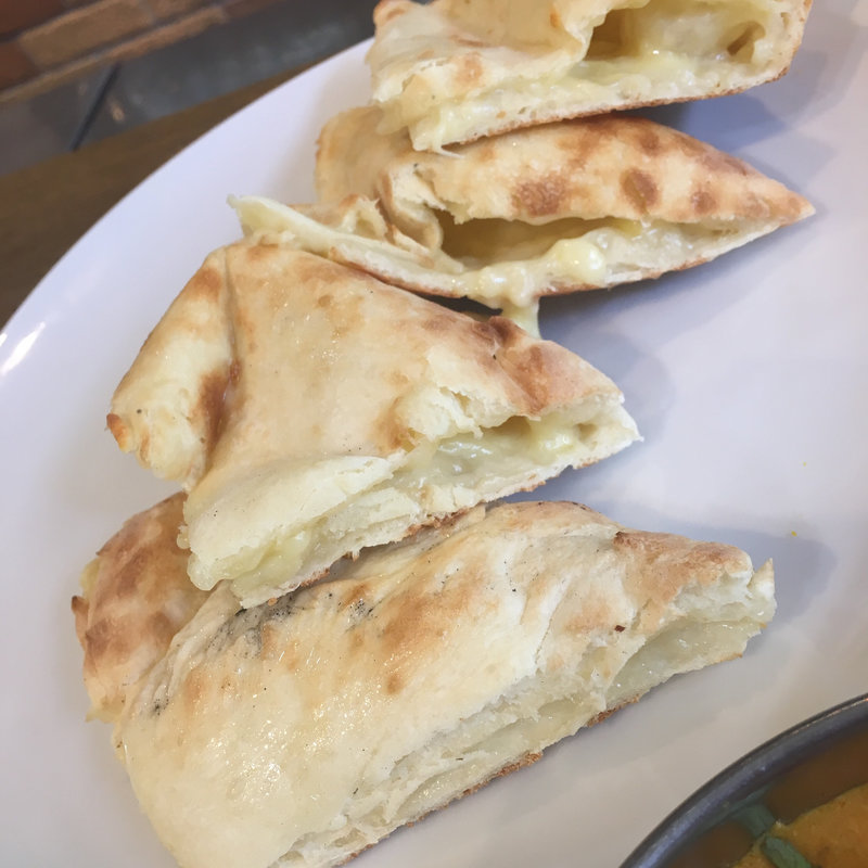 チーズナーン(シリバラジ 水道橋店)