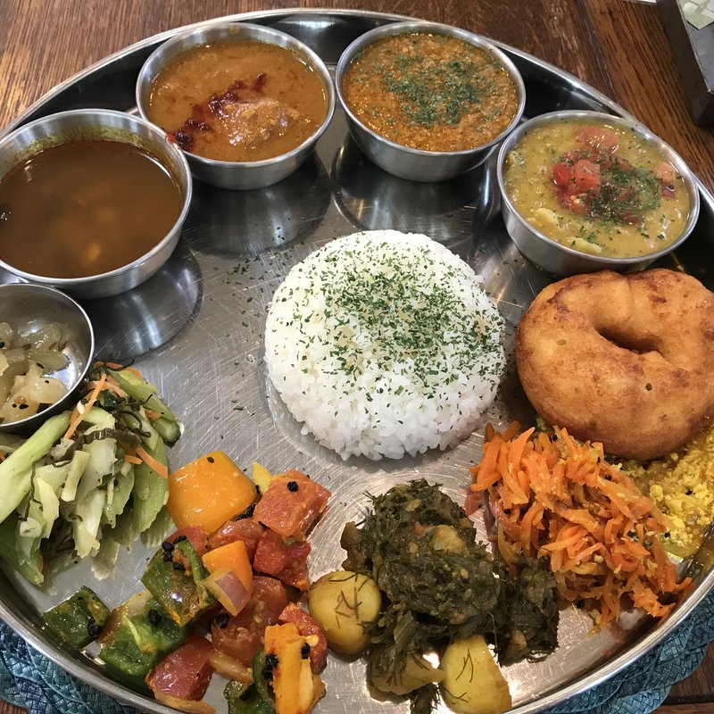 サントゥスタフヌタァール(あちゃーる （achaar）)