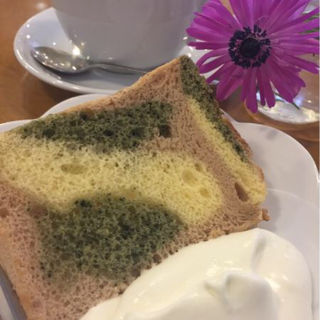 3色シフォンケーキ(ラ・ファミーユ （La　Famille）)