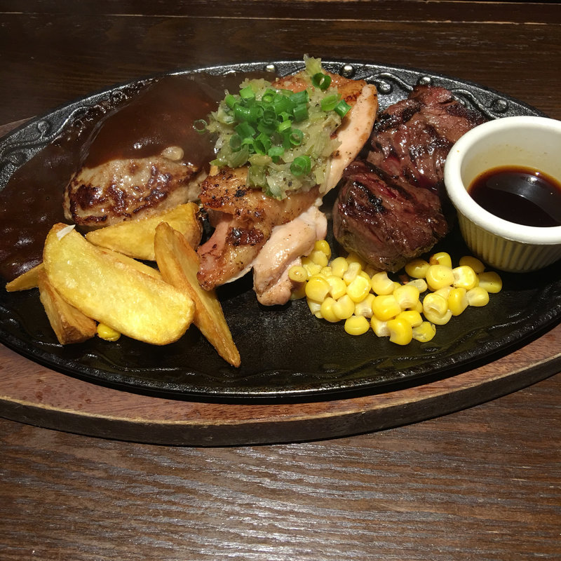 ミックスコンボ(ステーキハンバーグ&サラダバーけん郡山店)