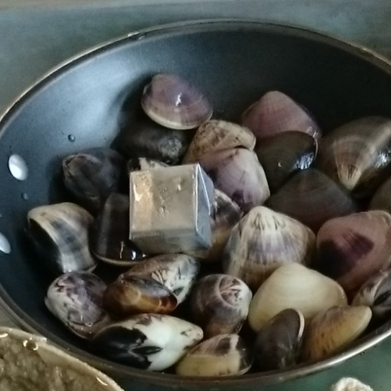 小ハマグリバター(活き活き亭 金田店 )