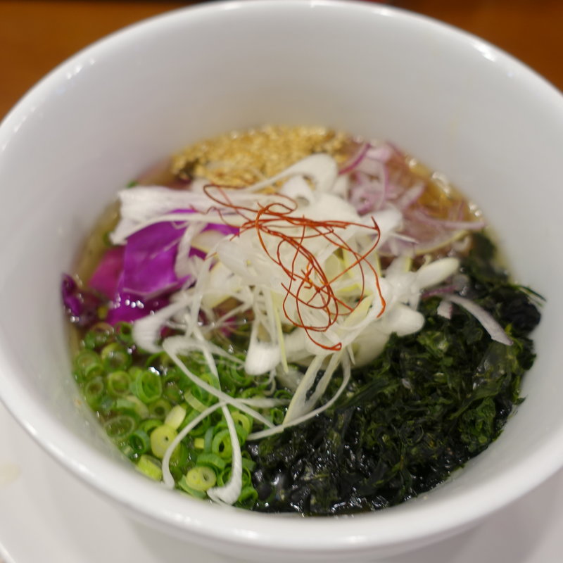 冷しつけ麺(鶏そば から揚げ 専門店 らーめん風見鶏 西田辺)