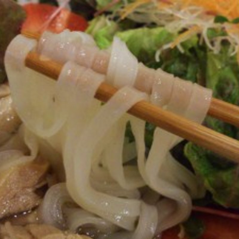 鶏のフォー（デザート付き）(フォーのお店 )