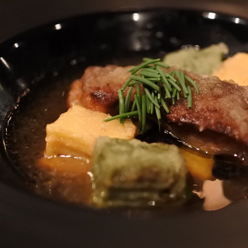 スモークされたフォアグラ清湯仕立て(son-ju-cue村塾)