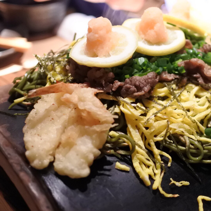 瓦ソバ(瓦そば すずめ)