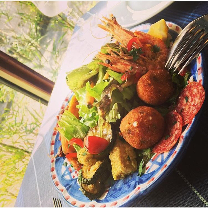 ランチコース(Pizzeria da peppe NAPOLI STA'CA" KOMAZAWA)