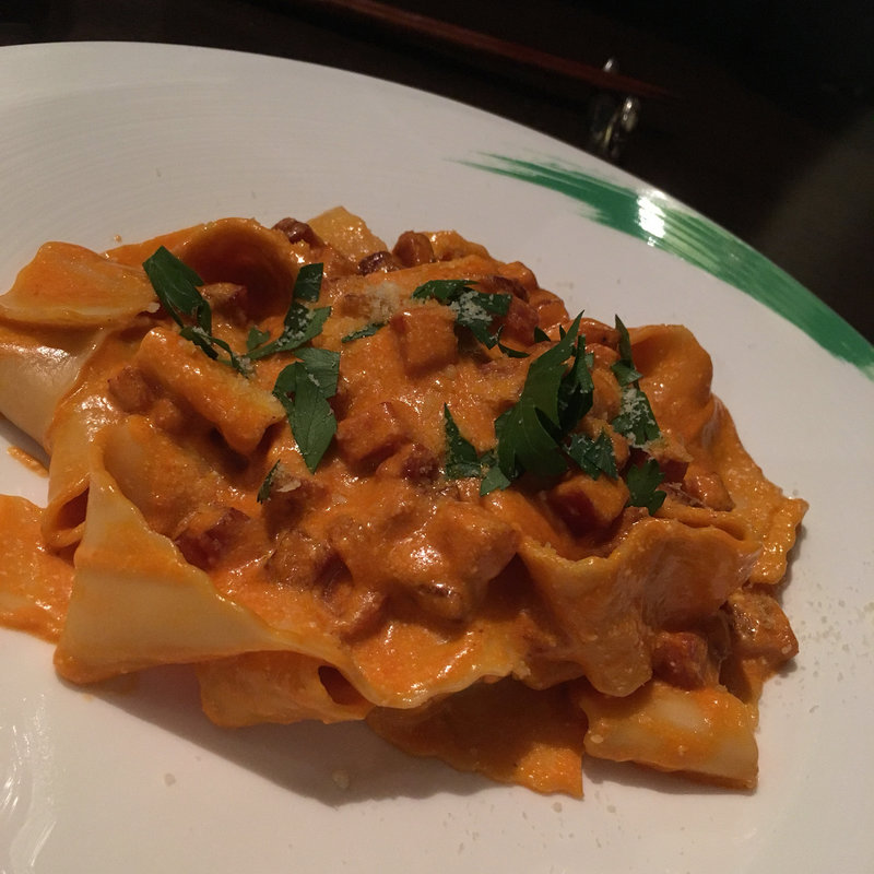 ペコラーラ(カーサ ディ カミーノ （Casa di Camino）)