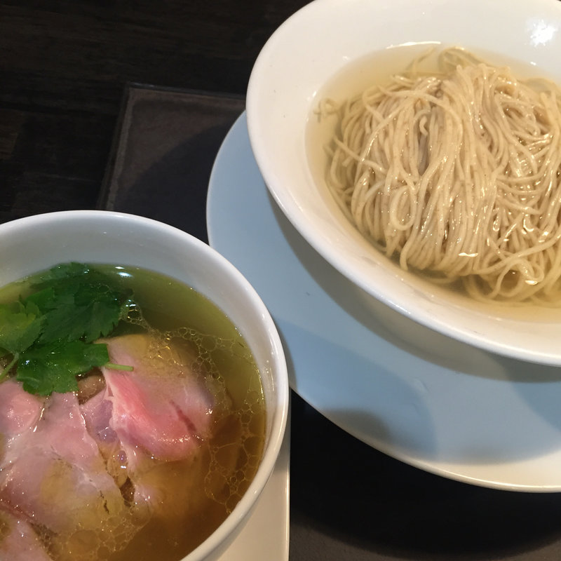鰹出汁昆布水の淡麗つけ麺(カネキッチンヌードル)