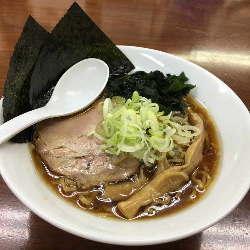 醤油ラーメン(北海道ラーメン 黒)