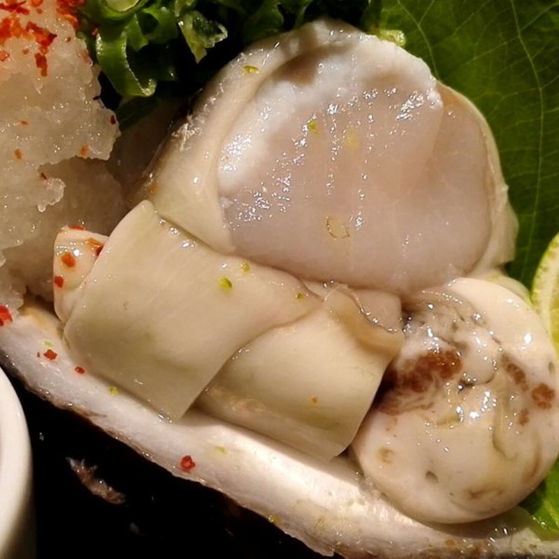 岩牡蠣(海鮮居食屋 さくさく )