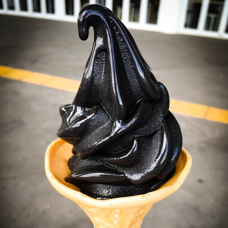 石炭ソフトクリーム(バニーズ （BUNNY’S）)