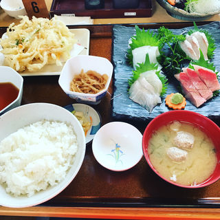 地魚刺身4点盛定食(おさかな倶楽部)