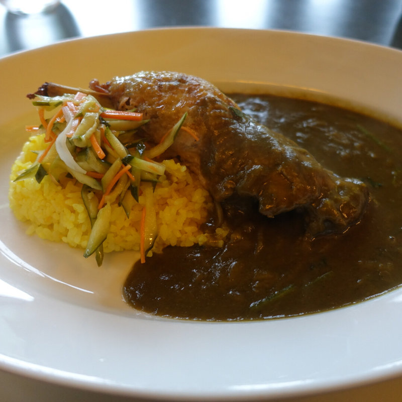 伊達鶏のグリルと グリーンカレーライス(山のレストラン)