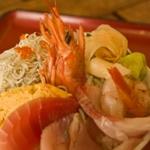 海鮮丼(漁港めし家 牧原鮮魚店)