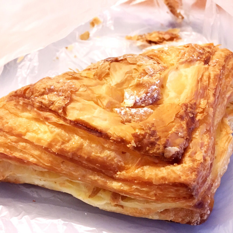 フルーツデニッシュ(タローパン)