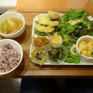 VEGEプレート (横濱頂食堂)