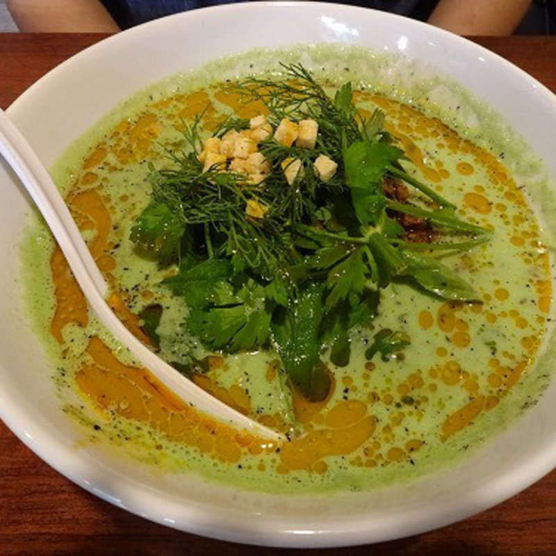 緑・担々麺(四川麻辣火鍋 天府)