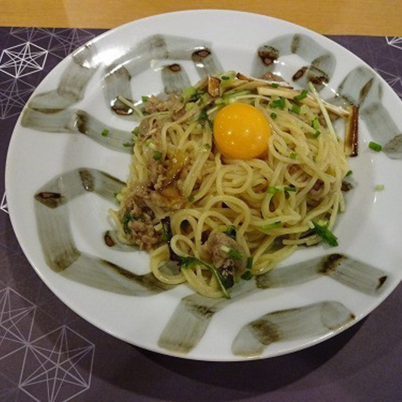 牛肉と野菜のすき焼き風和風パスタ (ぎをん椿庵 )