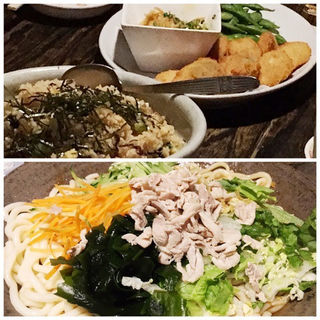 食べ飲み放題テーブルバイキング((豚しゃぶうどん、具だくさんの酢飯？、チーズ磯辺揚げ)(橙台 本店 （だいだい）)