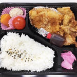 ザンギ弁当(特mix)(食彩たまな)