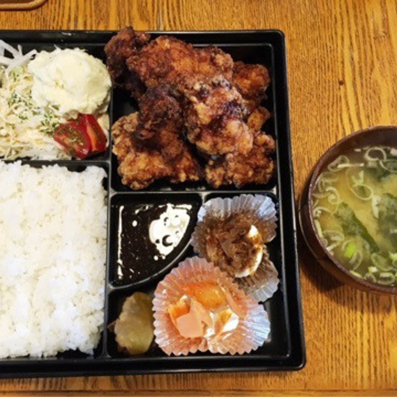 ザンギえもん定食(喜々楽々食堂（キキララショクドウ）)