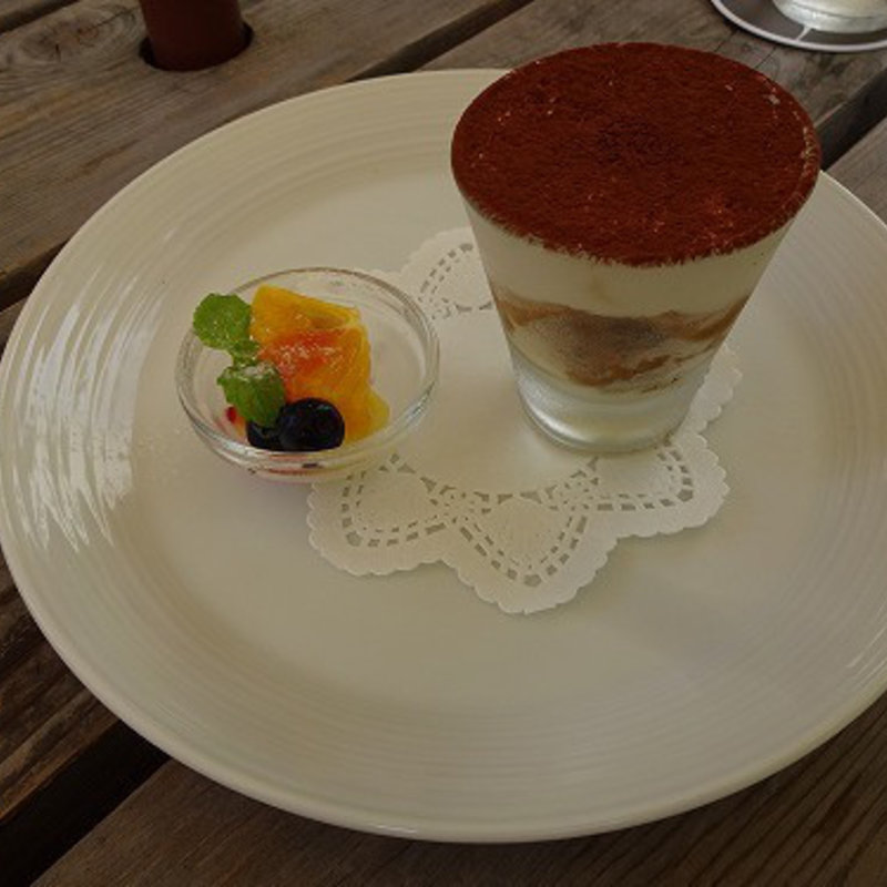 酒粕風味の自家製ティラミス (MOKICHI TRATTORIA)