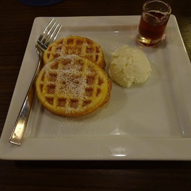北欧ワッフル (オスロコーヒー 横浜ジョイナス店)