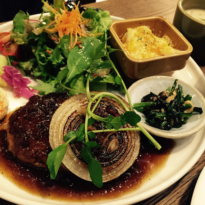 (スリーリトル バーズ カフェ （THREE LITTLE BIRDS CAFE）)