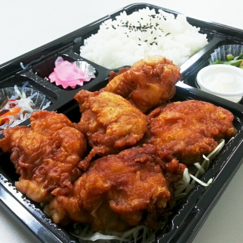 唐揚げ弁当4つ(持ち帰り)(KITCHEN 鑓水商店 )