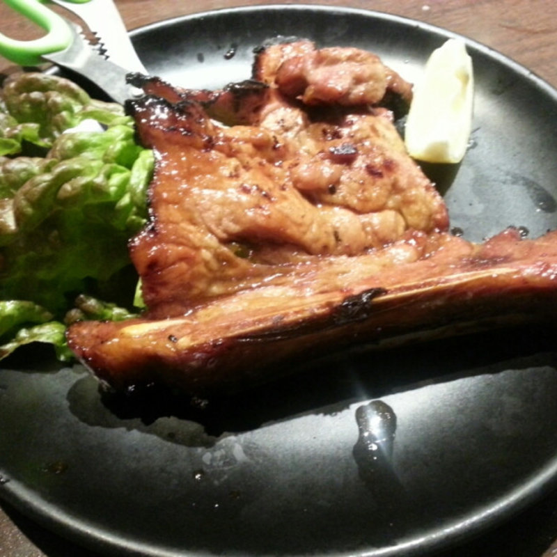 ルスツ産もち豚のスペアリブ(丸海屋 パセオ店 （まるみや）)