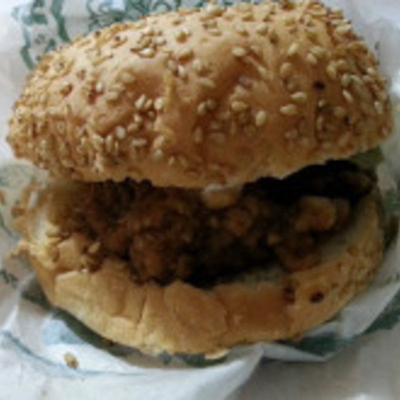 チャイニーズチキンバーガー(ラッキーピエロ 北斗飯生店 （LUCKY PIERROT）)