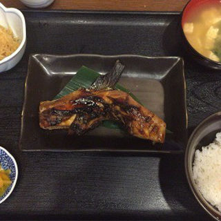 ブリカマ焼き＋明太丼(池のや)