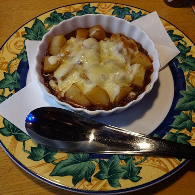 男爵イモのオーブンチーズ焼き(クシバ)