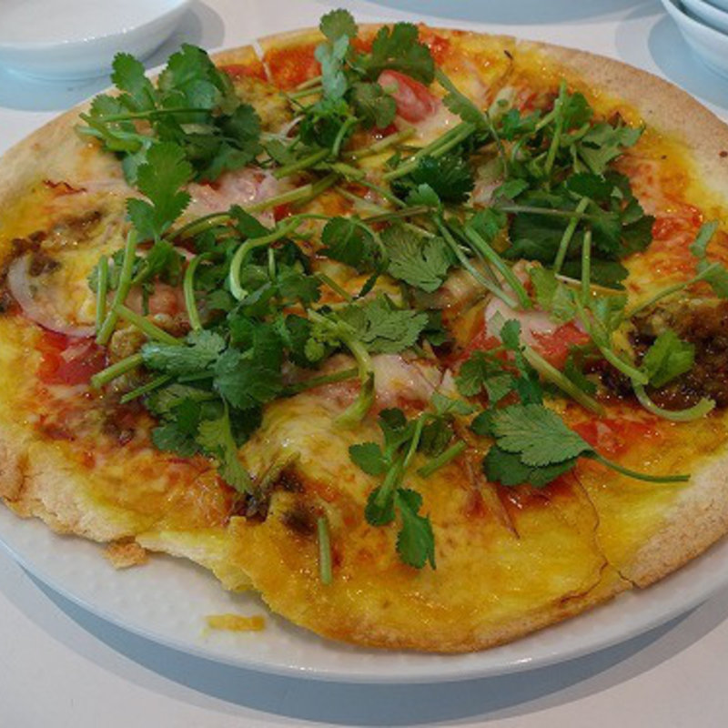 クォーキンカレーピザ(エムエム タイ （MM THAI）)