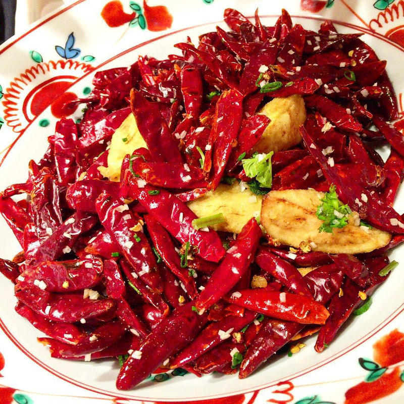 茄子の唐揚げ唐辛子と山椒風味炒め(御田町 桃の木)