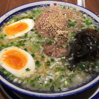 牛タンねぎ塩ラーメン全部のせ(きぞう （㐂蔵）)