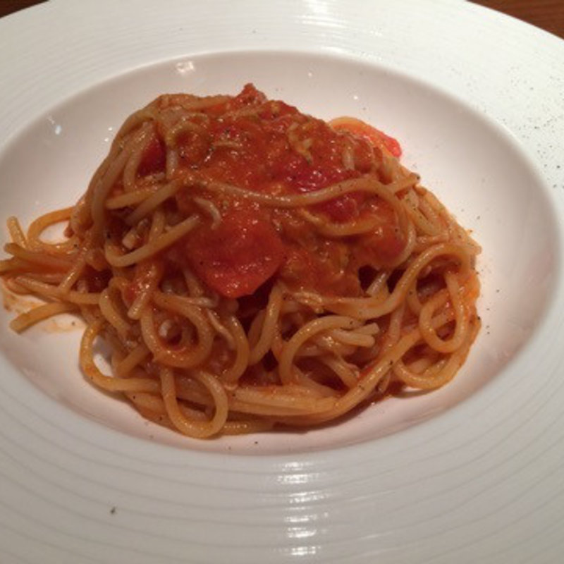 シラスとフレッシュトマトのアラビアータ(タヴェルナグスタヴィーノ)