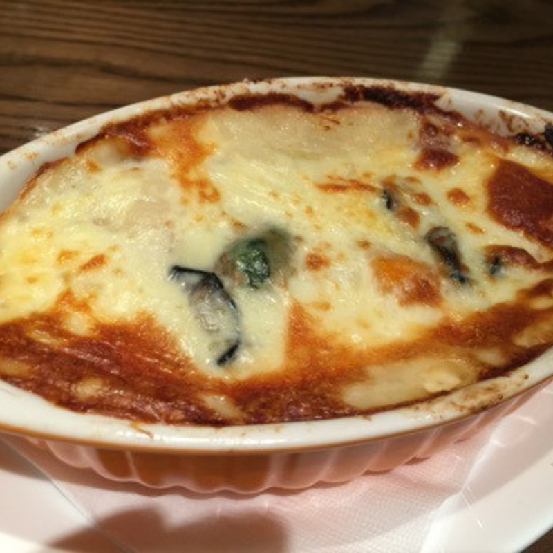 牡蠣グラタン パン付き(オストレア 赤坂見附店 （Ostrea）)