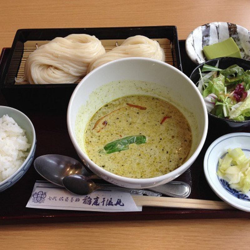 赤坂見附のツルツルノド越しのつけ麺特集