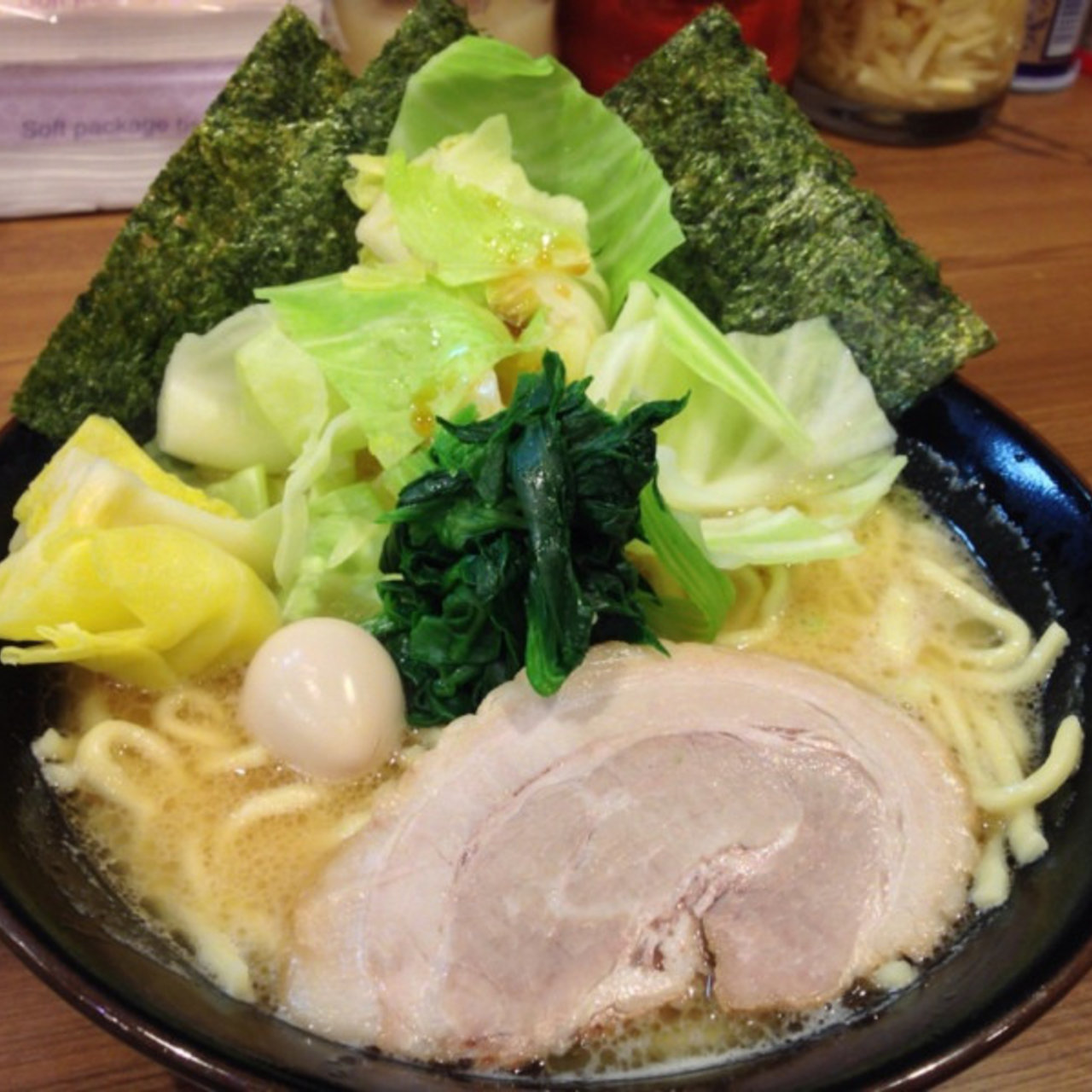 豚骨醤油ラーメン キャベツ 横浜家系ラーメン一刀家 の口コミ一覧 おいしい一皿が集まるグルメコミュニティサービス Sarah